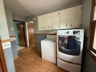 225 1st St SW, Leeds, ND 58346 - photo 4