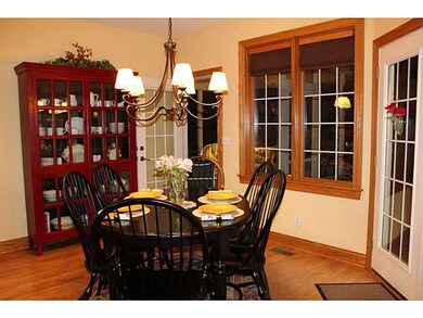 Breakfast Area/Room. 