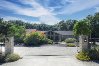 10762 Parrigin Rd, Helotes, TX 78023 - photo 2