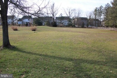 234 Twin Oaks Dr, Perkasie, PA 18944 - photo 4