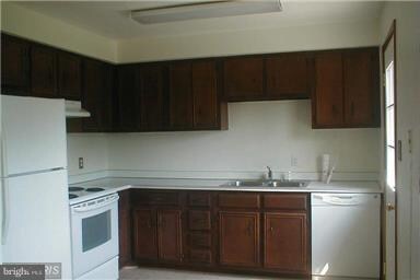 616 W 13th St, Front Royal, VA 22630 - photo 4