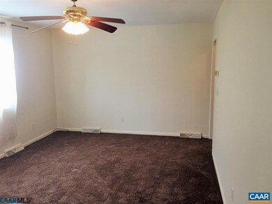 533 S Linden Ave, Waynesboro, VA 22980 - photo 4