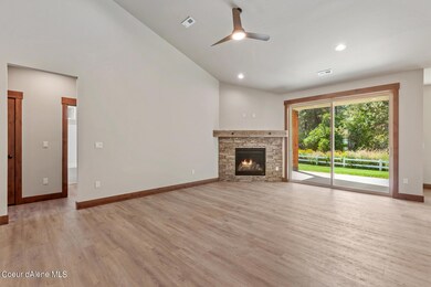 14557NParkwaySt-5