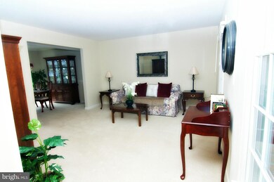 2109 Foxfield Cir, Frederick, MD 21702 - photo 2