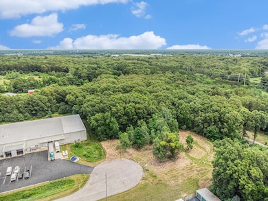 001_3883_sky_king_blvd_kalamazoo_mi_4900