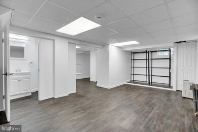 5544 Ashbourne Rd, Halethorpe, MD 21227 - photo 4