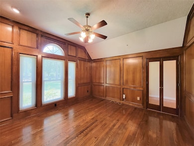 22603 Bobolink Cir, Tomball, TX 77377 - photo 3