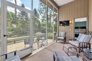 3403-Troon-Cir-Lansing-MI-windowstill-9