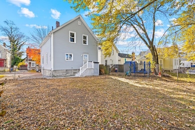 135 Sycamore St, New Bedford, MA 02740 - photo 2