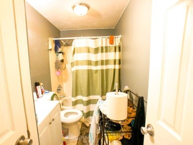 363 Hildreth St unit 21, Lowell, MA 01850 - photo 6