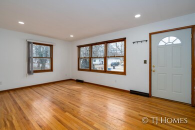 4466 Marshall Ave SE-7