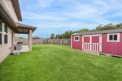 1747 Sunset Express Dr, Alvin, TX 77511 - photo 5