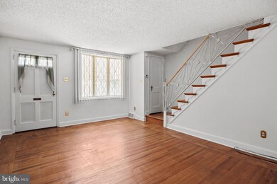 1042 Springfield Rd, Darby, PA 19023 - photo 4