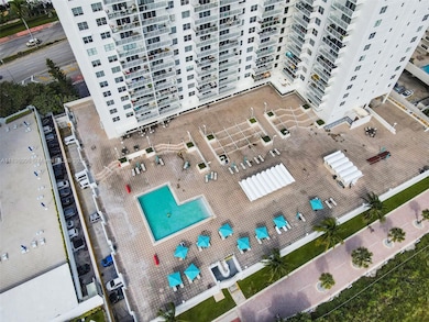 Arlen Beach unit 419, Miami Beach, FL 33140 - photo 3