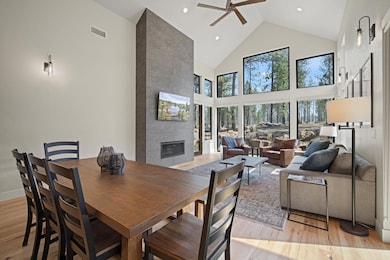 16-web-or-mls-18124 Forestbrook-16