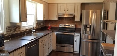 8514 Forrester Blvd unit 871, Springfield, VA 22152 - photo 3