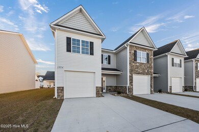 1404 Hartley Ln unit A, Greenville, NC 27834 - photo 3