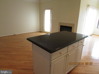 42809 Shaler St, Chantilly, VA 20152 - photo 7