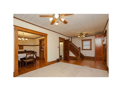 Foyer.