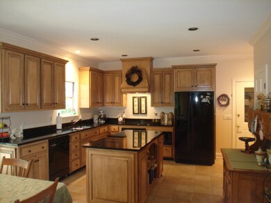 109 Killarney, Saint Simons Island, GA 31522 - photo 3
