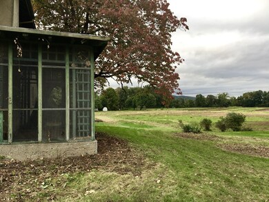 4 Wells Cross Rd, Deerfield, MA 01342 - photo 4