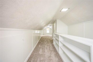 2421 51st St, Des Moines, IA 50310 - photo 7