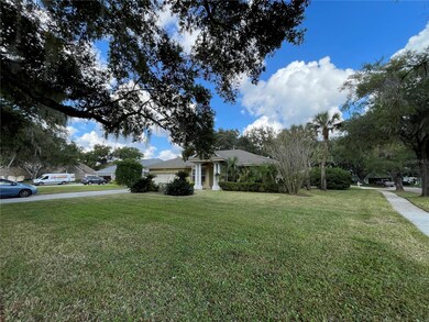 4706 Kinross Ct, Valrico, FL 33596 - photo 3