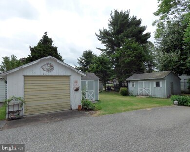 13 N Virginia Ave, Penns Grove, NJ 08069 - photo 6