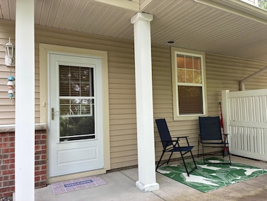 15588 Emerald Dr N unit 8, Hugo, MN 55038 - photo 3