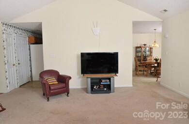 727 Hidden Creek Cir, Salisbury, NC 28147 - photo 5