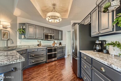 21 Kitchen-2