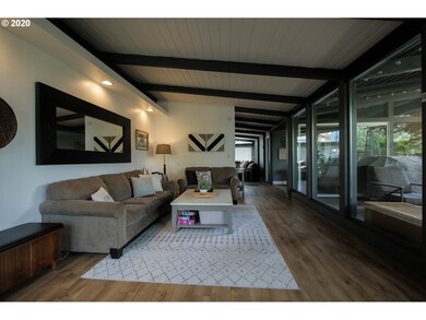 267 Roan Dr, Eugene, OR 97401 - photo 6