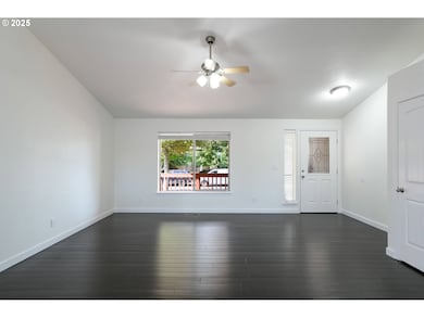 1748 Salmon River St NW, Salem, OR 97304 - photo 5