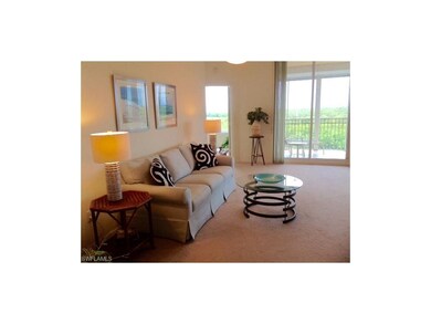 Living/Dining Area