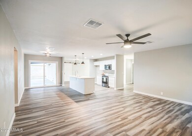 FAMILY ROOM 1
