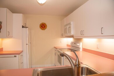 Allaire Kitchen 1