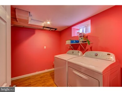 1202 2nd Ave, Folsom, PA 19033 - photo 7