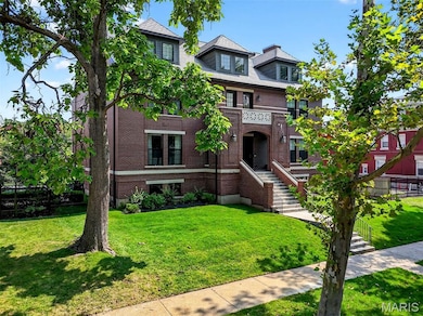 4329 Westminster Place unit 1W, St. Louis, MO 63108 - photo 2