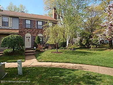 42 Lindsay Ct unit 8, Freehold, NJ 07728 - photo 2