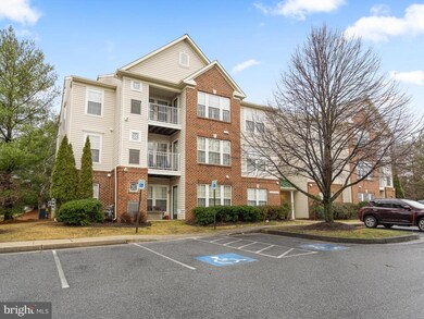 2057 Hunting Ridge Dr unit 2057, Owings Mills, MD 21117 - photo 3