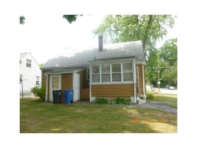 256 Aqueduct Rd, Cranston, RI 02910 - photo 2