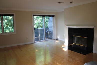 453 E Putnam Ave unit 4I, Cos Cob, CT 06807 - photo 6