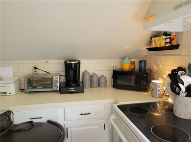 15 Rock St, Bristol, RI 02809 - photo 6