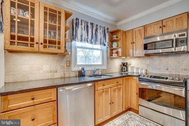 3421 Medina Ln, Bowie, MD 20715 - photo 6