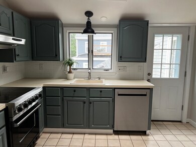 215 Merrimac St unit 3, Newburyport, MA 01950 - photo 5