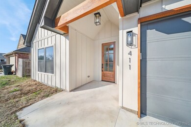 411 Pine Ave, Skiatook, OK 74070 - photo 3