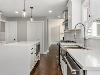 1269 Whitingham Cir, Naperville, IL 60540 - photo 7