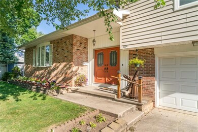 1304 S 3rd Ave W, Newton, IA 50208 - photo 5