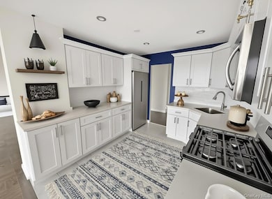 The Cryder House unit 8E, Whitestone, NY 11357 - photo 4