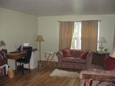 1217 SW L St, Grants Pass, OR 97526 - photo 3